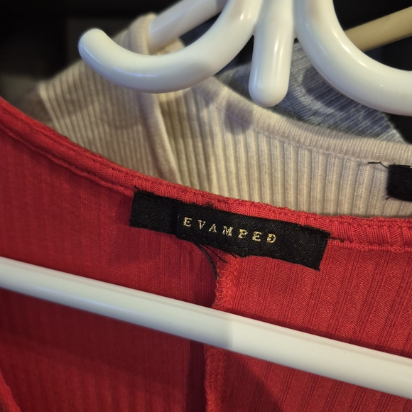 Red Ribbed Knit Dress - Picture 2 of 7